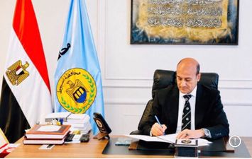محافظ أسيوط 