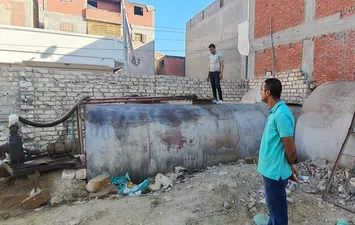 محطة وهمية لتموين السيارات 