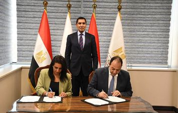 وزير الرياضة يشهد توقيع بروتوكول تعاون مع شركة Safe Egypt 