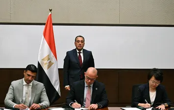 وزير الصناعة والتخطيط