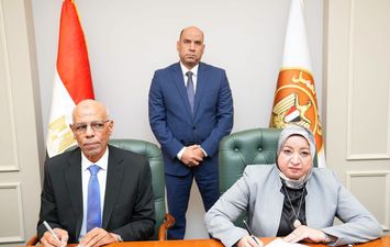 وزير العمل يشهد توقيع بروتوكول مع صندوق تمويل التدريب والتأهيل