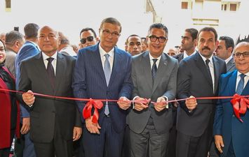 وزيرا التموين والزراعة يفتتحان 20 فرعًا لسلسلة كاري أون