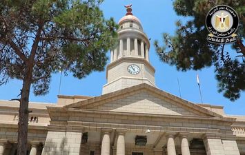 جامعة القاهرة 