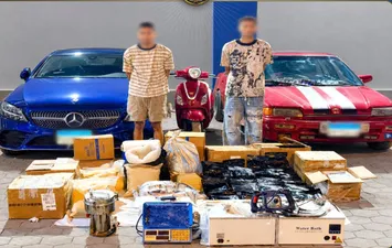 المتهمين
