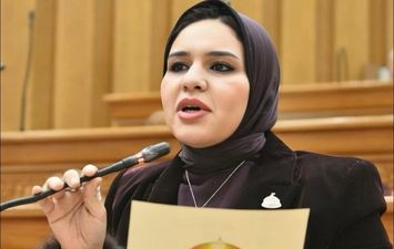 النائبة راوية مختار 