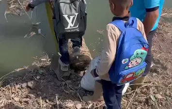 صور من الفيديو المتداول 