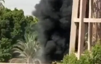 جانب من الحريق 