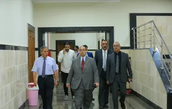 جانب من تفقد انتظام الدراسة 