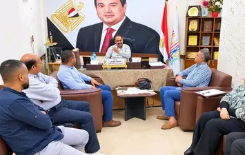 اللقاء