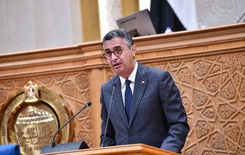   وزير التموين من مجلس الشيوخ