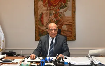 وزير الكهرباء 