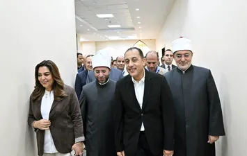 رئيس الوزراء يفتتح فرع دار الإفتاء المصرية بالسويس
