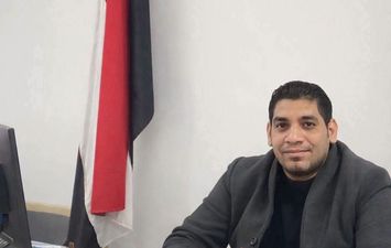 الدكتور أحمد المهدي مدير الإدارة الصحية بدار السلام بسوهاج