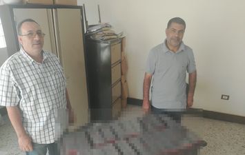 تموين غرب بورسعيد يضبط 200 علبة سجائر مجهولة المصدر خلال حملة رقابية