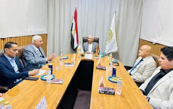 تنمية البحيرات