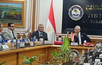 جانب من اللقاءة