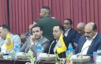 رجال الأعمال  