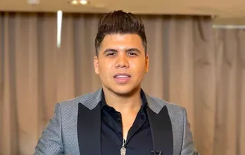 عمر كمال 