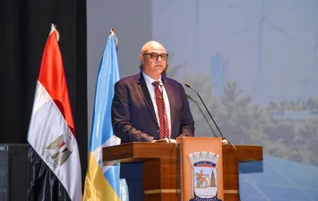 محافظ الإسكندرية 