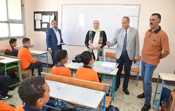 مدير تعليم بورسعيد يوجه بالتحقيق العاجل في مخالفات مدرسة "علي سليمان الإعدادية"