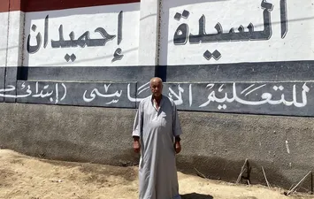 أبٌ يخلد ذكرى ابنته الوحيدة ببناء مدارس