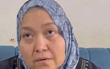 والدة المحامي 