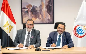 وزارة الصحة ومؤسسة بهية توقعان بروتوكول hgتعاون 