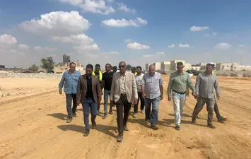 وزيرة الإسكان 