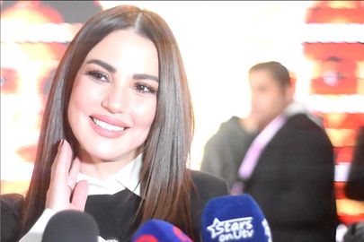 الفنانة درة 