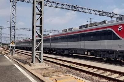 القطار الكهربائي الخفيف