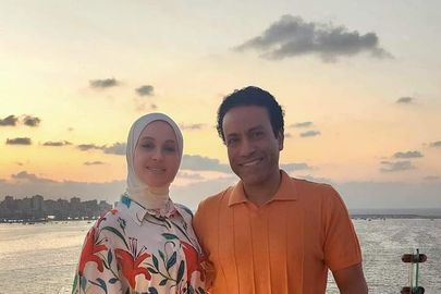 سامح حسين وزوجته 