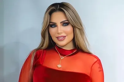 الإعلامية سارة خليفة 