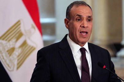 بدر عبد العاطي 