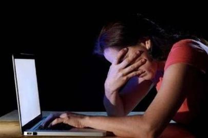 سيدة من منشأة القناطر تستغيث من تهديد ونشر صور خاصة