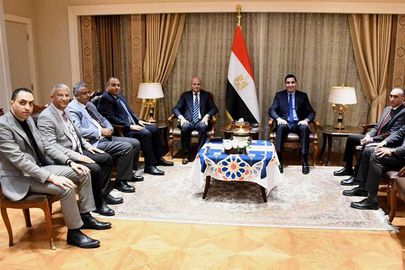 جوهر نبيل وزير الشباب والرياضة وإدارة الإسماعيلي 