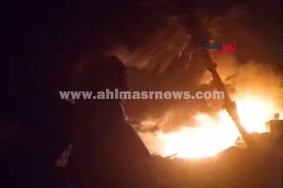 جانب من الحريق