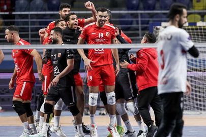 الأهلي بطلا لدوري كرة الطائرة 