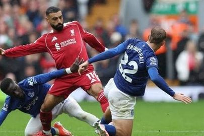 ليفربول وإيفرتون 