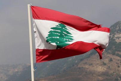علم لبنان