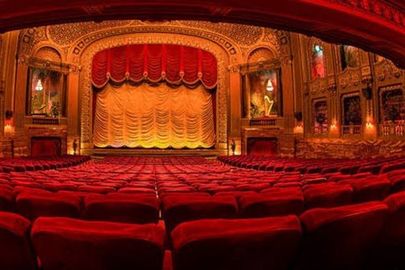 مسرح الطليعة 