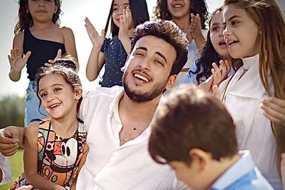 الحسن عادل 