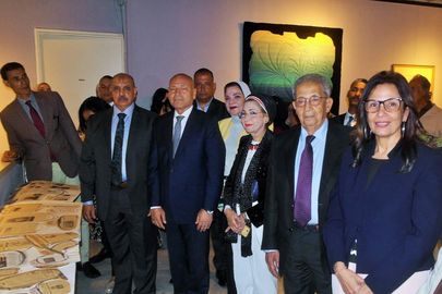 وزيرة الثقافة وعمرو موسى 