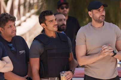 عمرو جمال وأحمد عز 