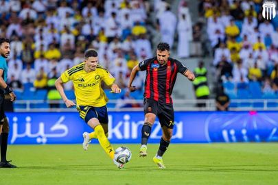 تريزيجيه مع الرياض ضد النصر 