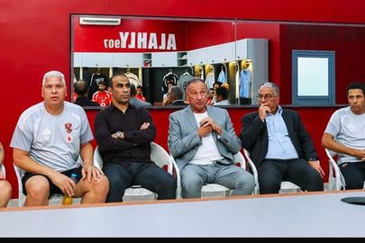 جلسة إدارة الأهلي 