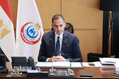 الدكتور محمد الطيب نائب وزير الصحة