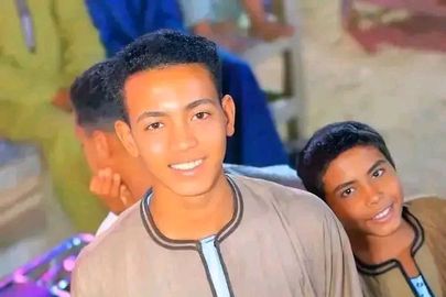 الشاب المتوفي 