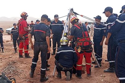 محاولات إنقاذ الطفل أيوب