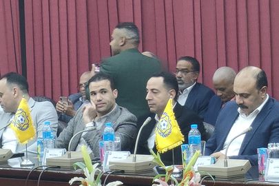 رجال الأعمال  