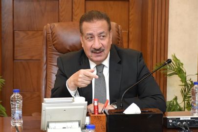 محافظ بورسعيد يصدق على النزول بسن القبول بمرحلة التعليم الأساسي "شهرين" للعام الدراسي 2026/2027